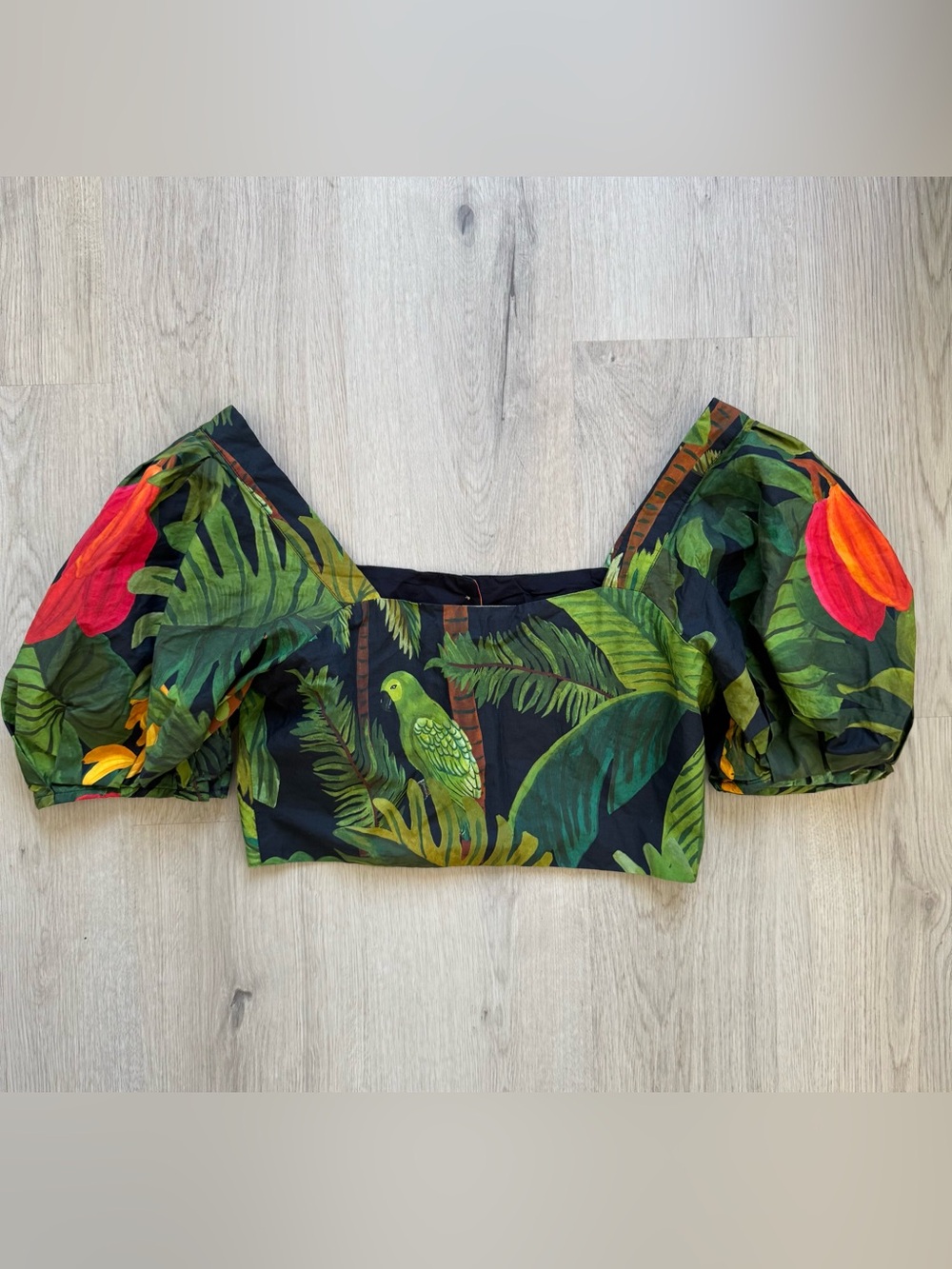 FARM Rio Cocoa Forest Tropical Puff-Sleeve Crop Top - Green & Red Size M Medium - Picture 3 of 8